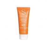 ضد آفتاب بی رنگ فتو 3 سین بیونیم SPF50 مناسب پوست حساس 40 میلی لیتر